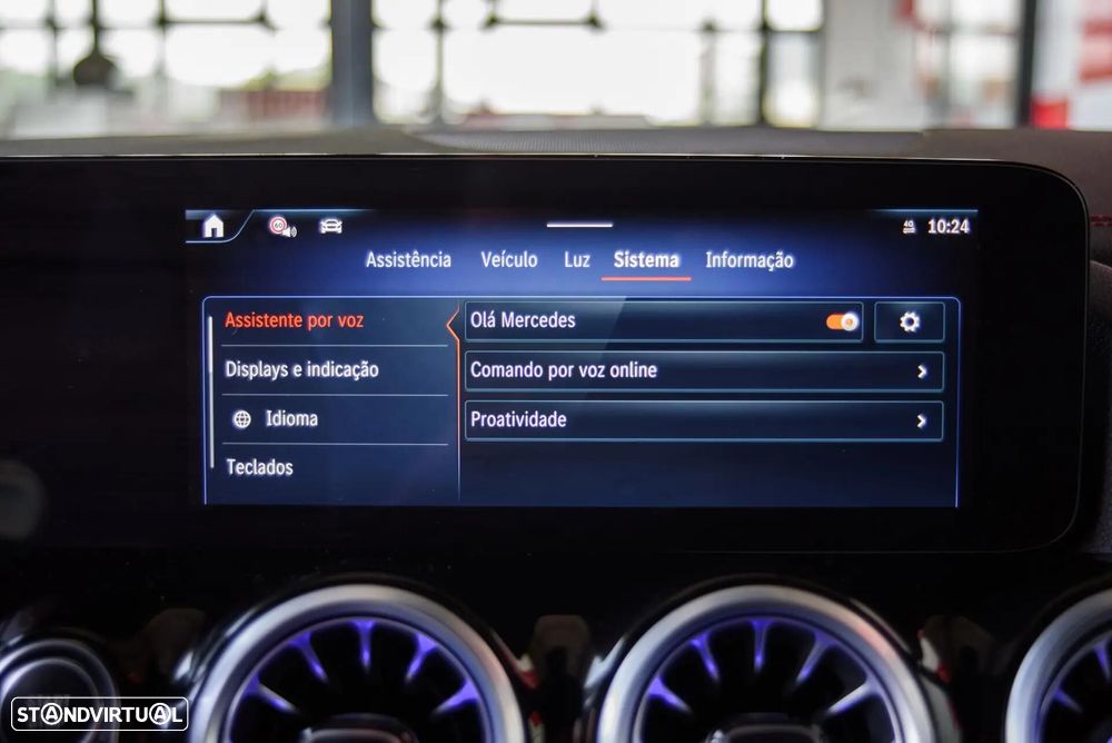 Mercedes-Benz EQA 250+ AMG Line - 44
