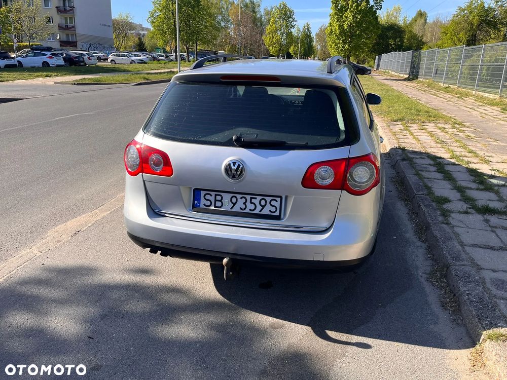 Volkswagen Passat 1.9 TDI Comfortline - 5