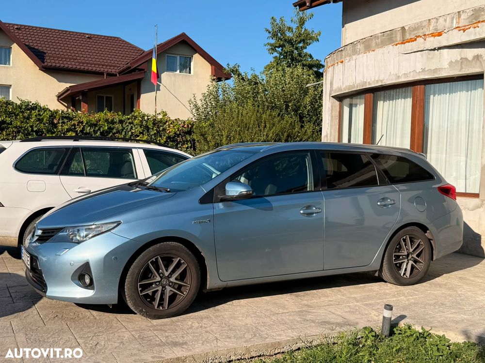 Toyota Auris - 3