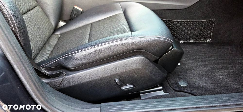 Mercedes-Benz Klasa E 200 CDI 7G-TRONIC - 15