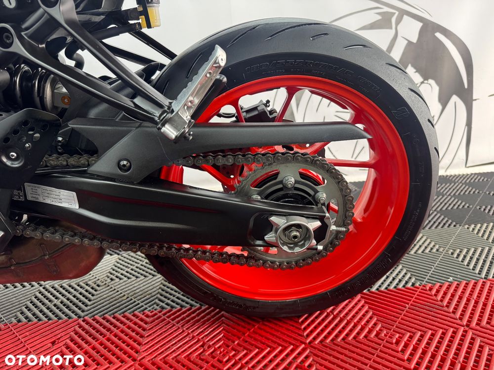 Yamaha MT - 18