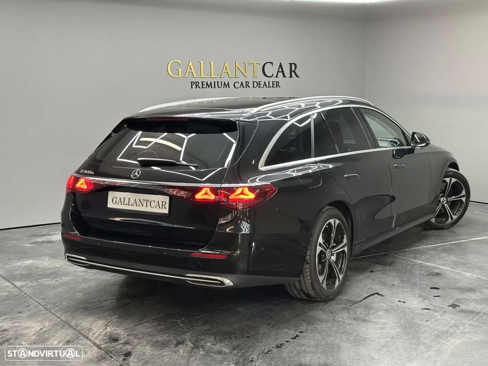 Mercedes-Benz E 300 e Exclusive Line - 5