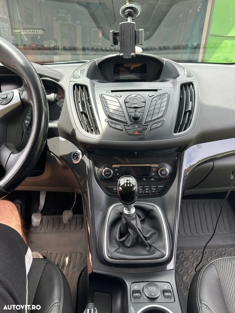 Ford Kuga 2.0 TDCi 4WD Titanium - 9