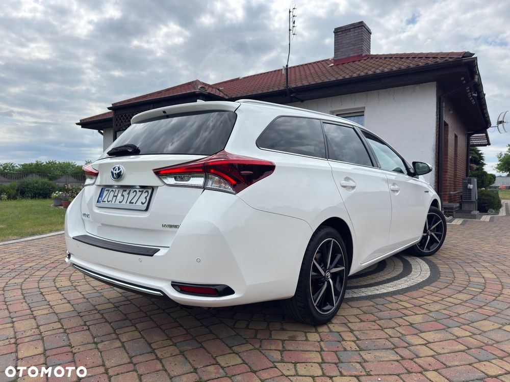 Toyota Auris - 8