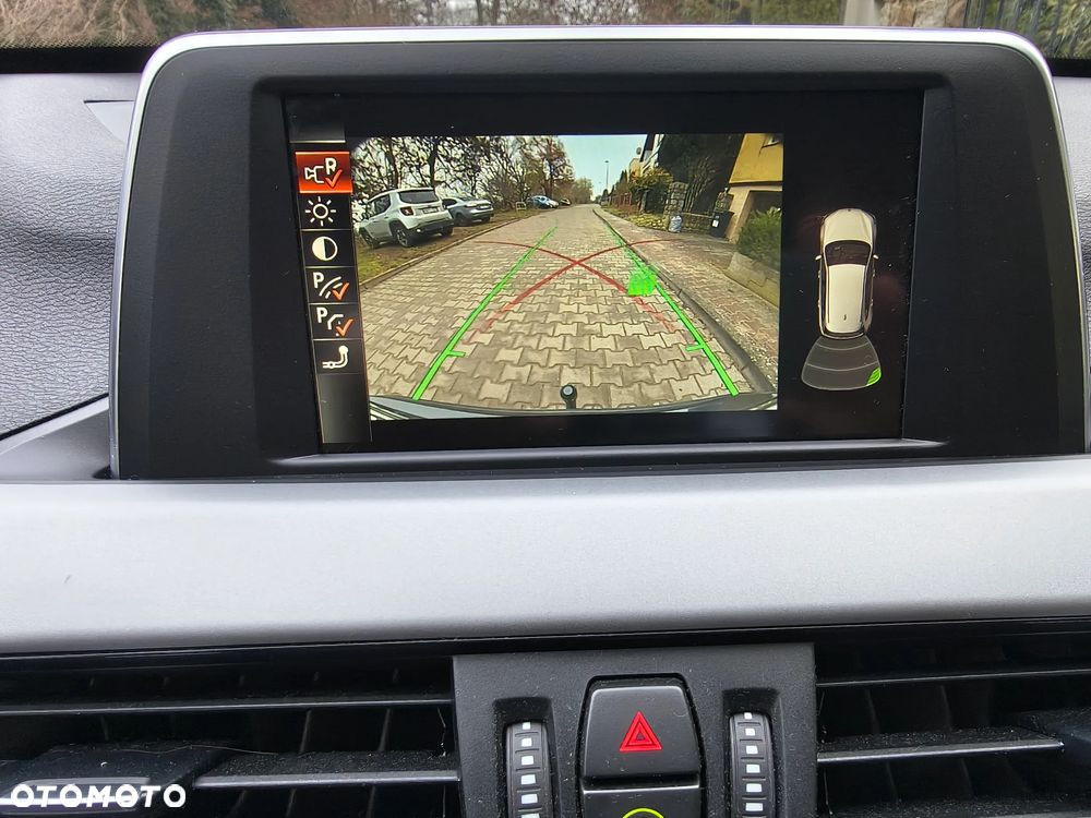 BMW X1 sDrive16d Advantage - 22