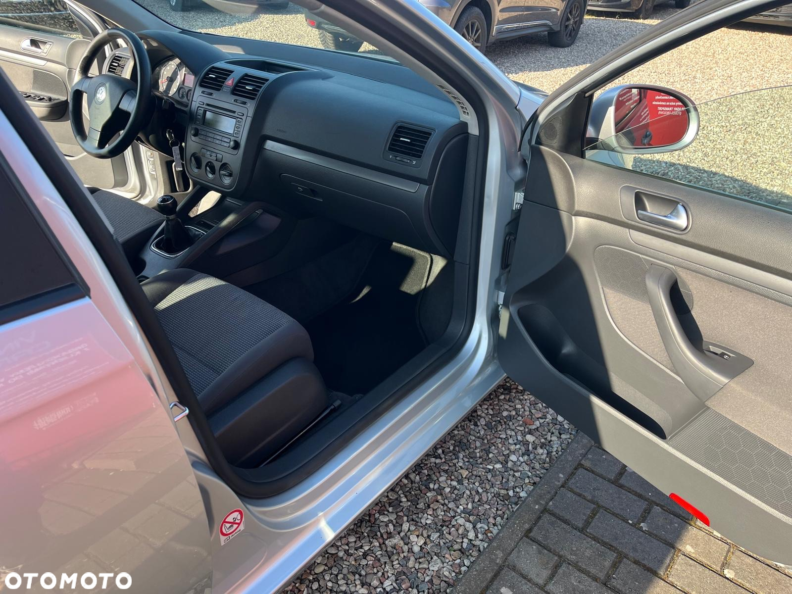 Volkswagen Jetta 1.6 Comfortline - 10