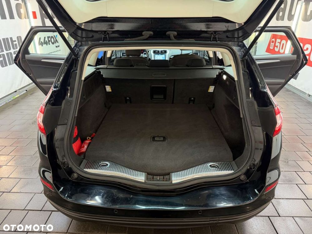 Ford Mondeo - 34