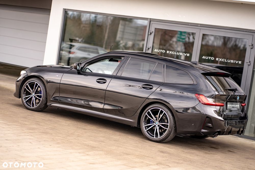 BMW Seria 3 320d xDrive M Sport Shadow sport - 14