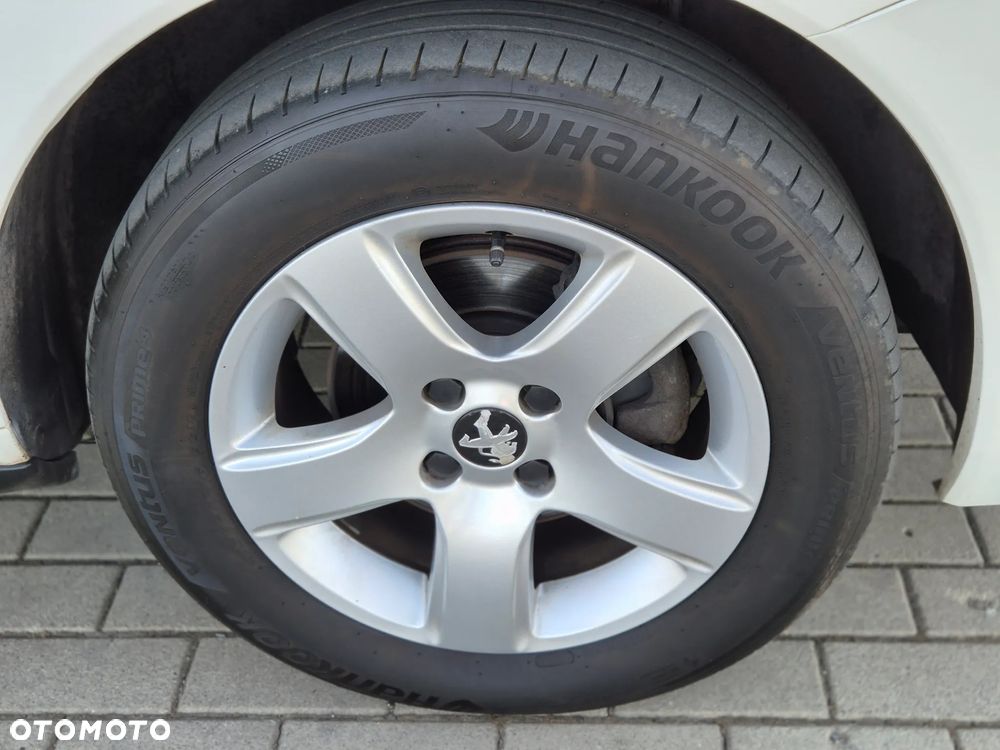 Peugeot 3008 BlueHDi 120 Stop & Start Business-Line - 32