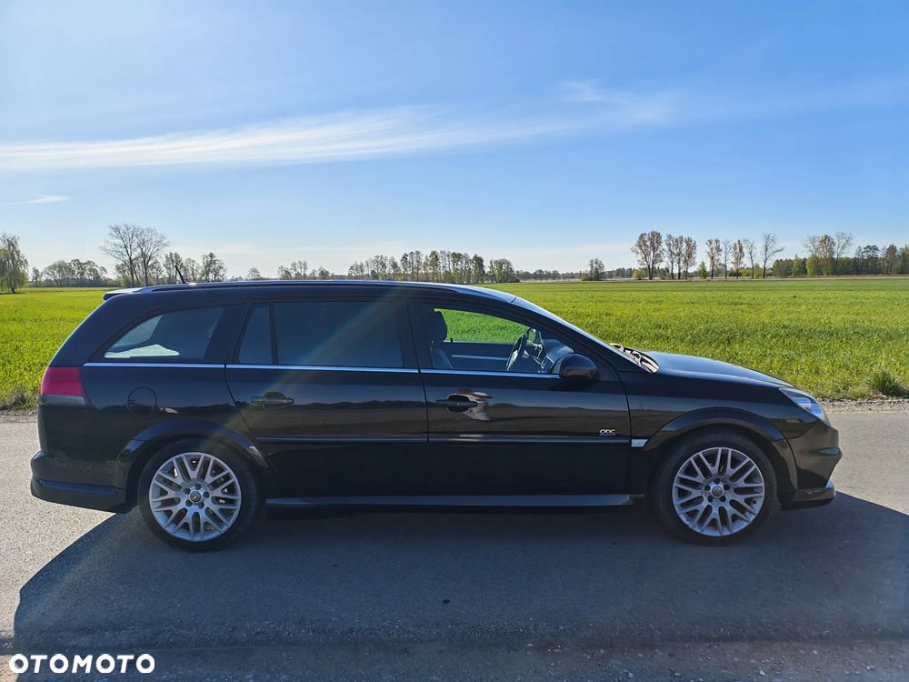 Opel Vectra 1.9 CDTI Sport / GTS ActiveSelect - 22