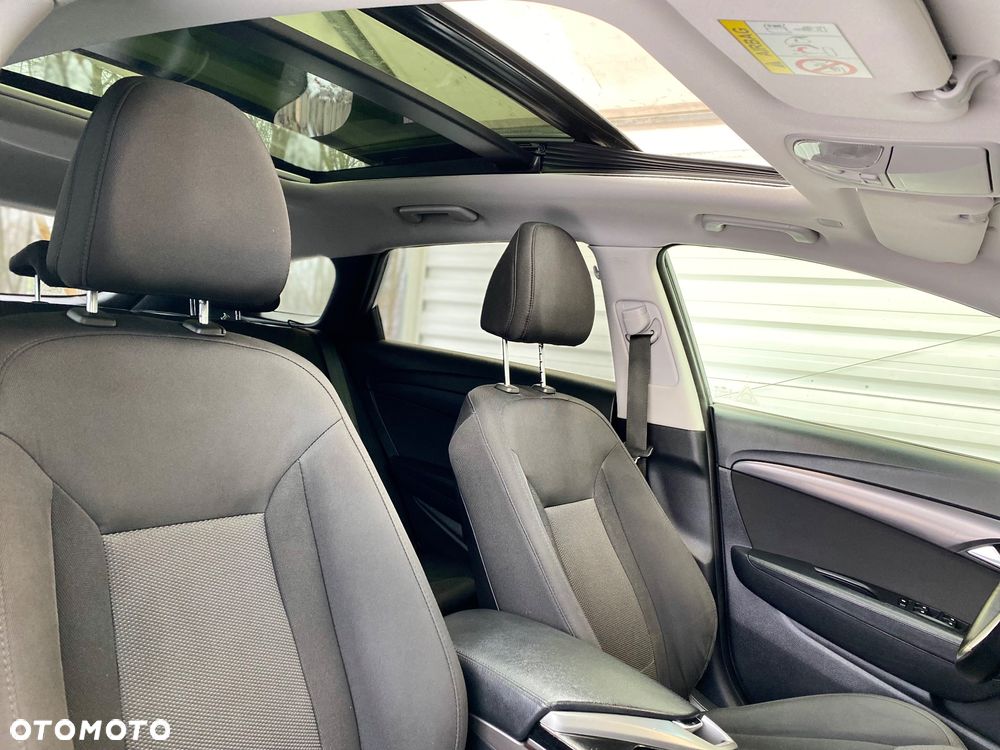 Hyundai i40 1.7 CRDi Premium DCT - 14