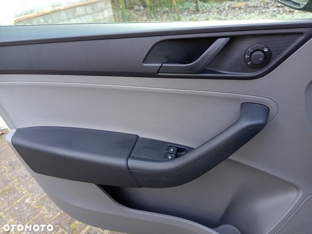 Skoda RAPID 1.6 TDI Active - 11