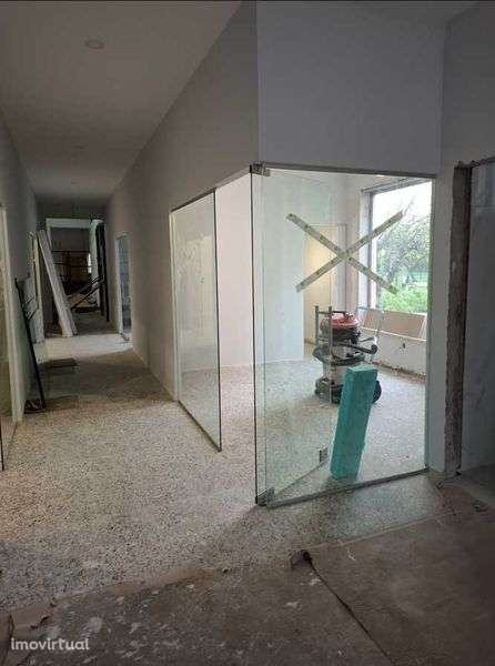 Arrenda-se espaços comerciais - Grande imagem: 3/4