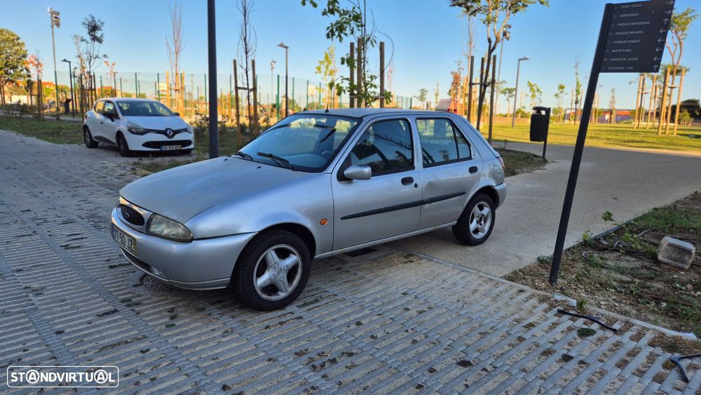 Ford Fiesta 1.25 Techno - 2