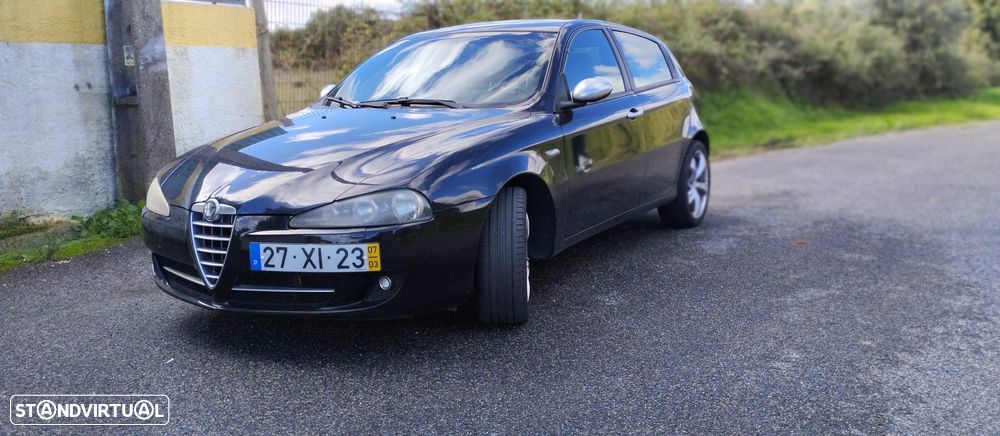 Alfa Romeo 147 1.9 JTD 16V M-Jet DPF Q2 - 1