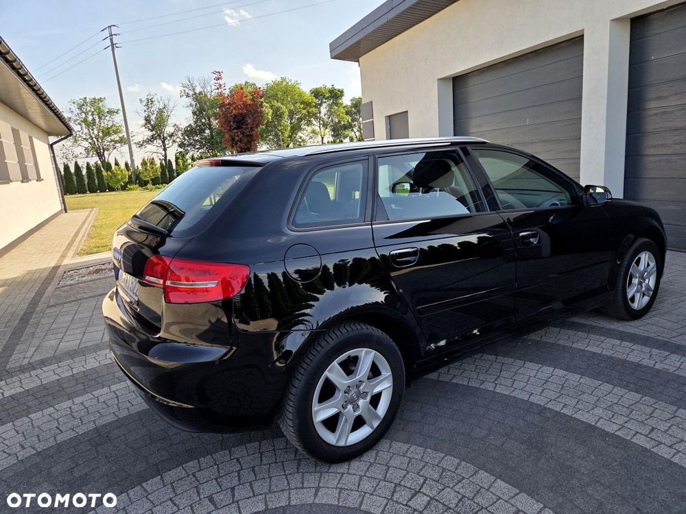 Audi A3 Sportback - 6