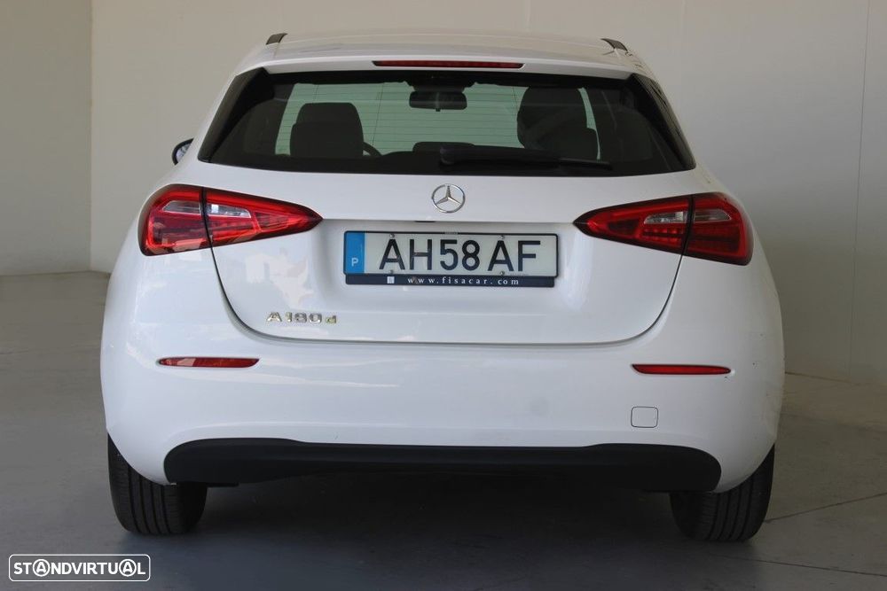 Mercedes-Benz A 180 - 9