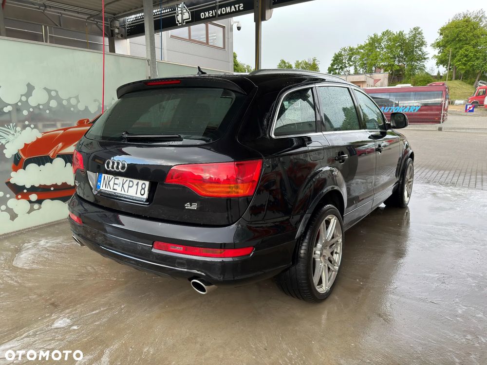 Audi Q7 - 6