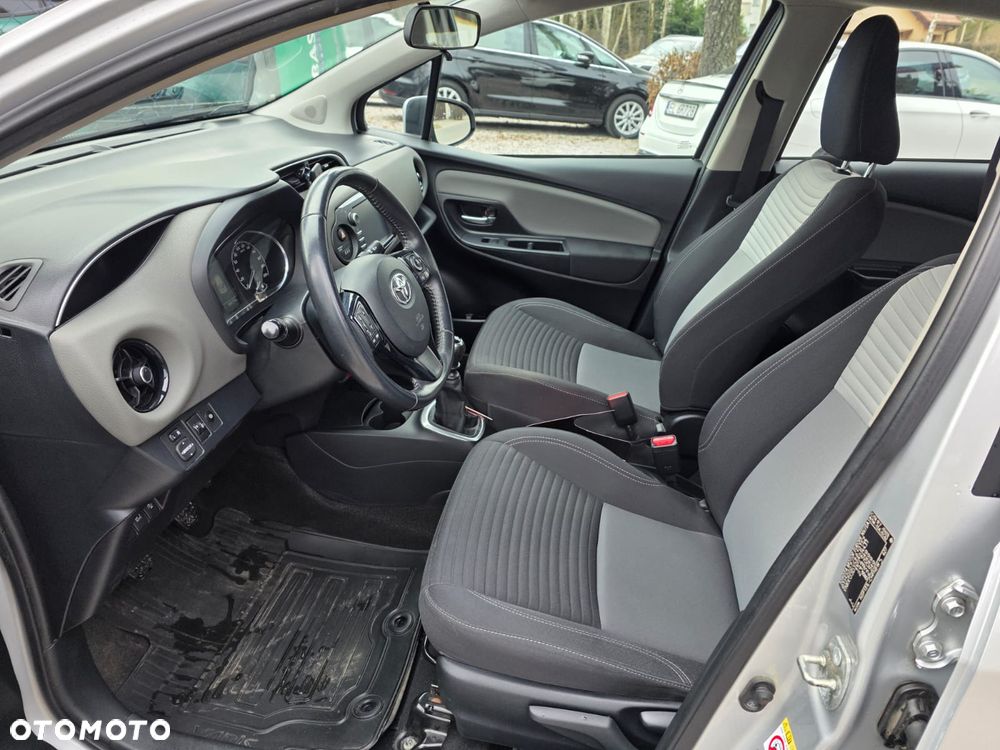 Toyota Yaris 1.5 Selection - 13