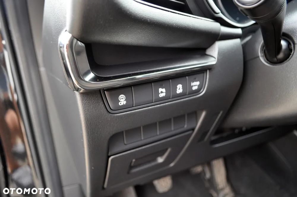 Mazda 3 e-SKYACTIV-G 122 M HYBRID EXCLUSIVE-LINE - 16
