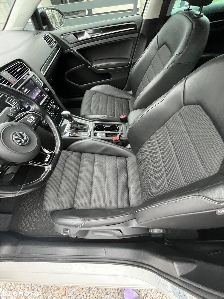 Volkswagen Golf 1.4 TSI BlueMotion Technology DSG Comfortline - 12