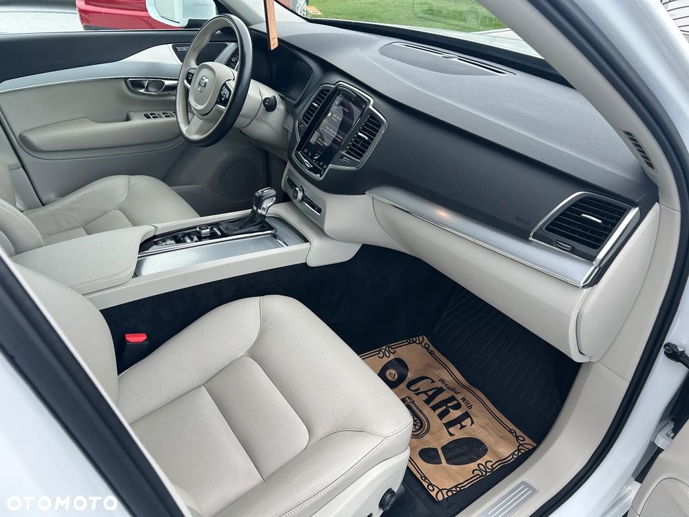 Volvo XC 90 T6 AWD Geartronic Momentum - 17