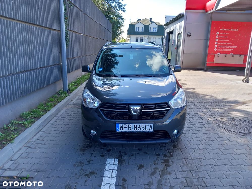 Dacia Lodgy 1.6 SCe Outdoor S&S - 2