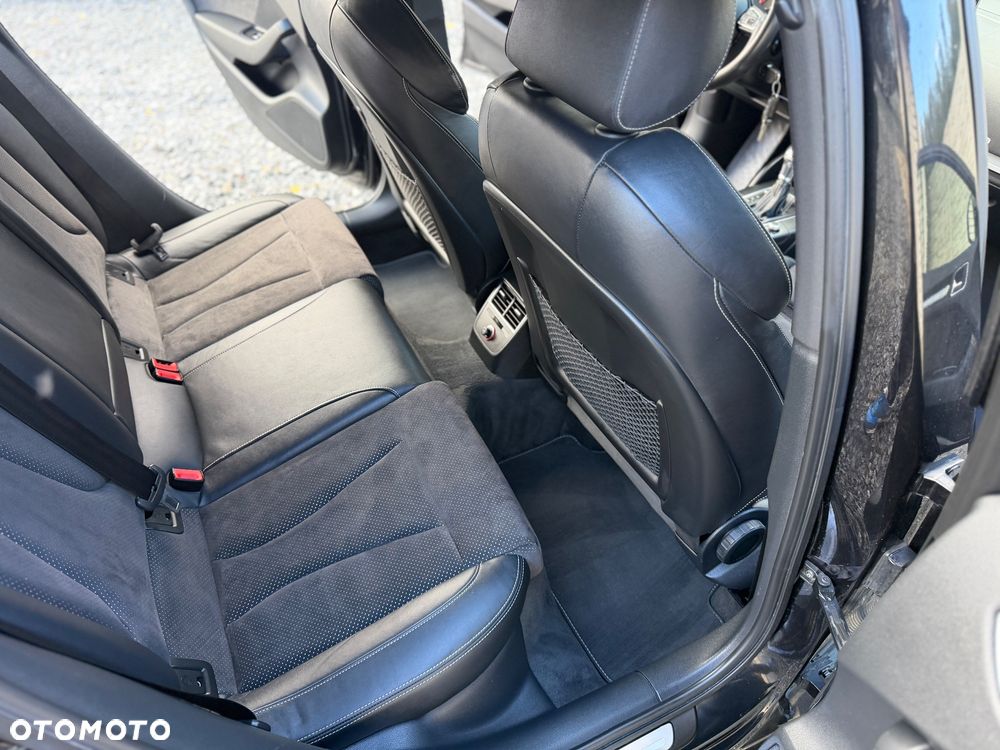 Audi A3 Sportback 2.0 TDI (clean diesel) quattro S tronic S line Sportpaket - 11