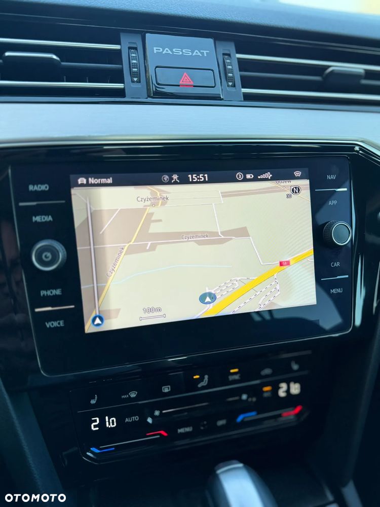 Volkswagen Passat - 18