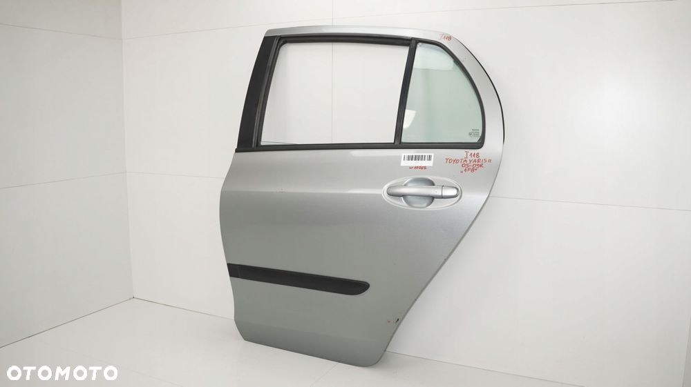 DRZWI LEWY TYŁ TOYOTA YARIS II 05-09R 1F8 - 3