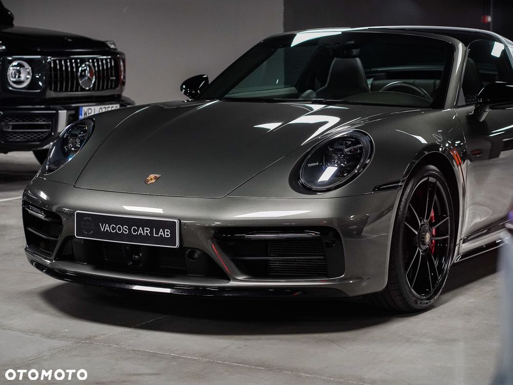 Porsche 911 Targa 4 GTS - 7