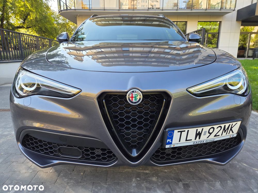 Alfa Romeo Stelvio 2.0 Turbo Veloce Q4 - 6