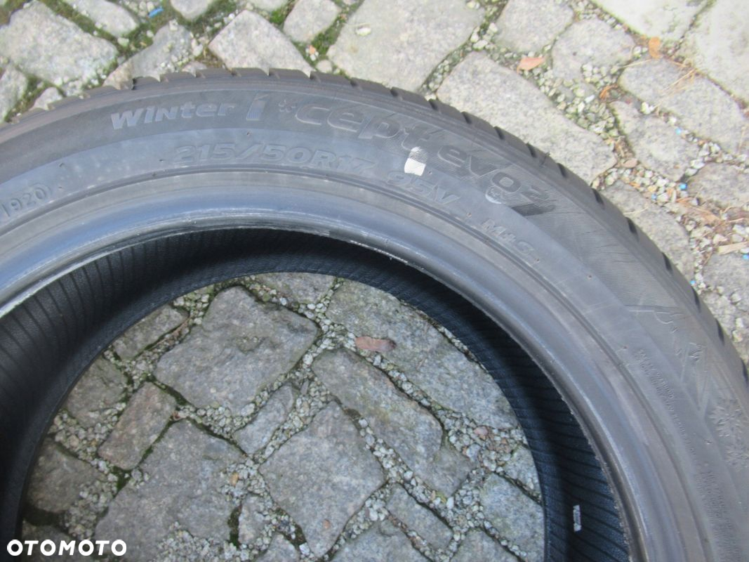 OPONY ZIMA 4szt HANKOOK WINTER I'CEPT EVO 2 215/50R17 95V 7,5mm - 7