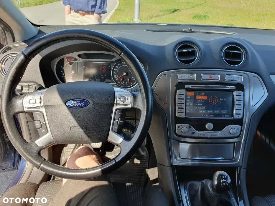 Ford Mondeo Turnier 2.0 Ghia - 5
