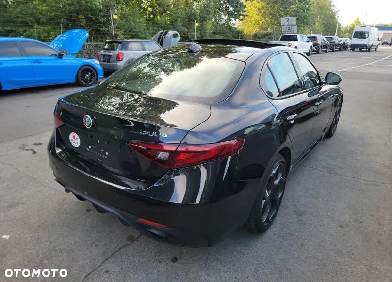 Alfa Romeo Giulia 2.0 Turbo TI Q4 - 4