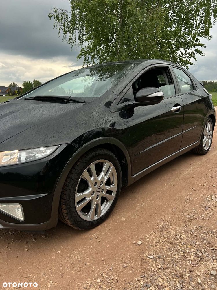 Honda Civic 1.8i-VTEC 50 Jahre Edition - 2