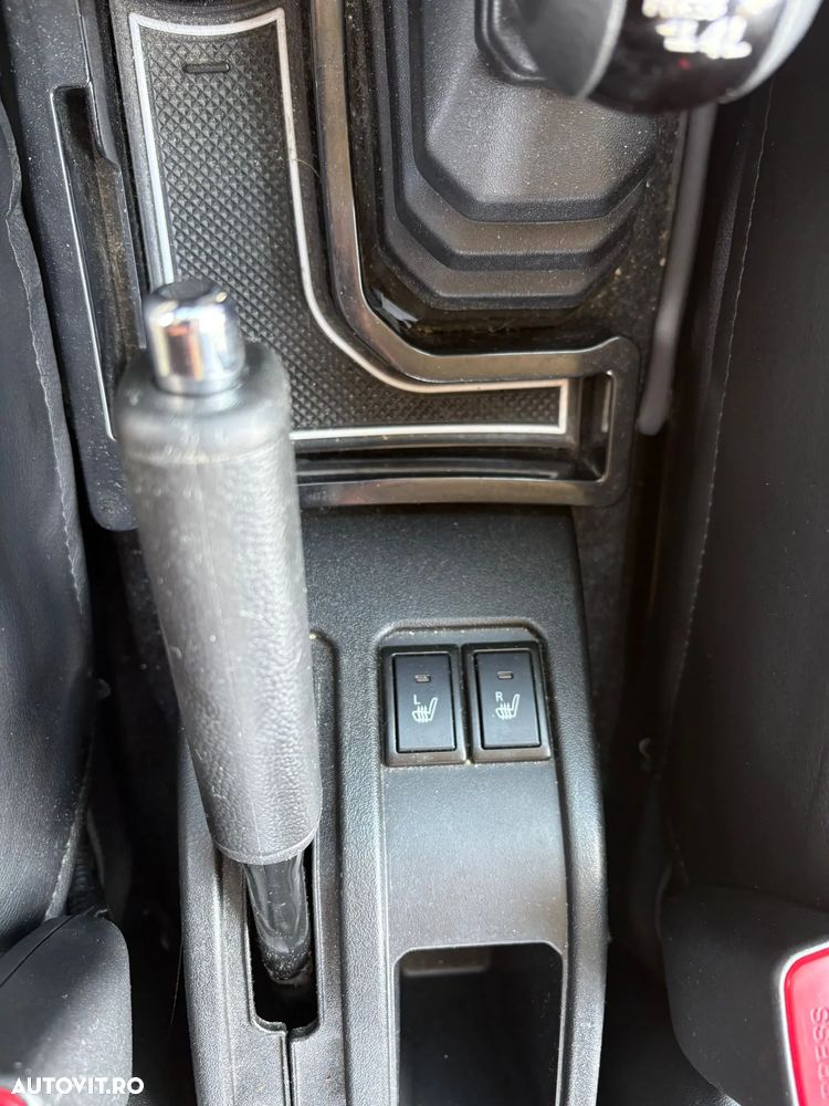 Suzuki Jimny - 10