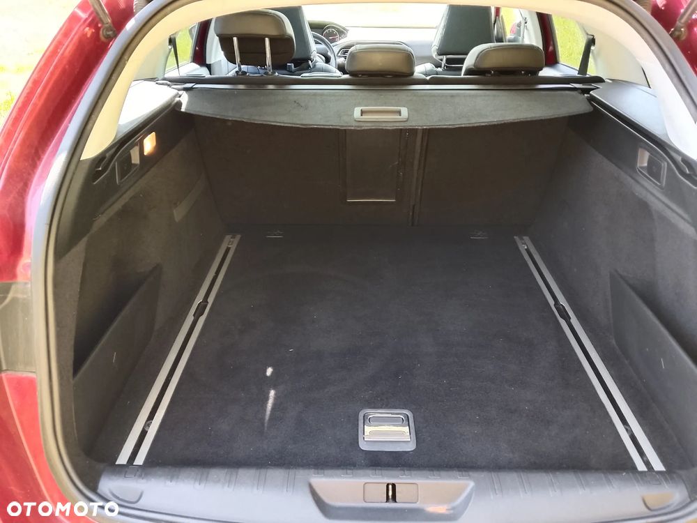 Peugeot 308 2.0 Blue HDi Allure S&S - 16