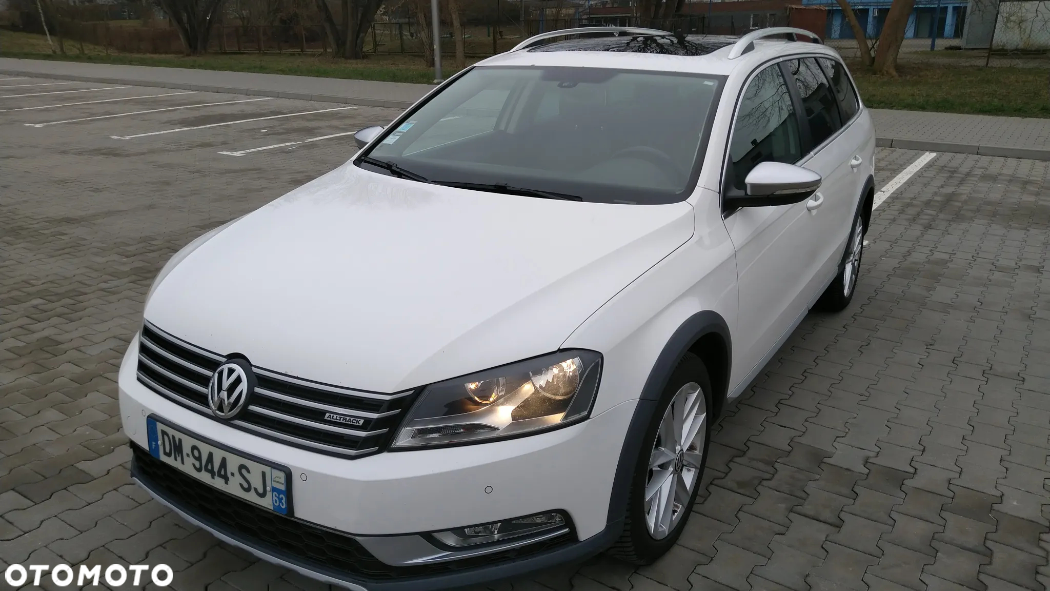 Volkswagen Passat Alltrack - 17