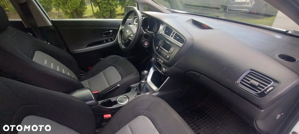 Kia Ceed - 23