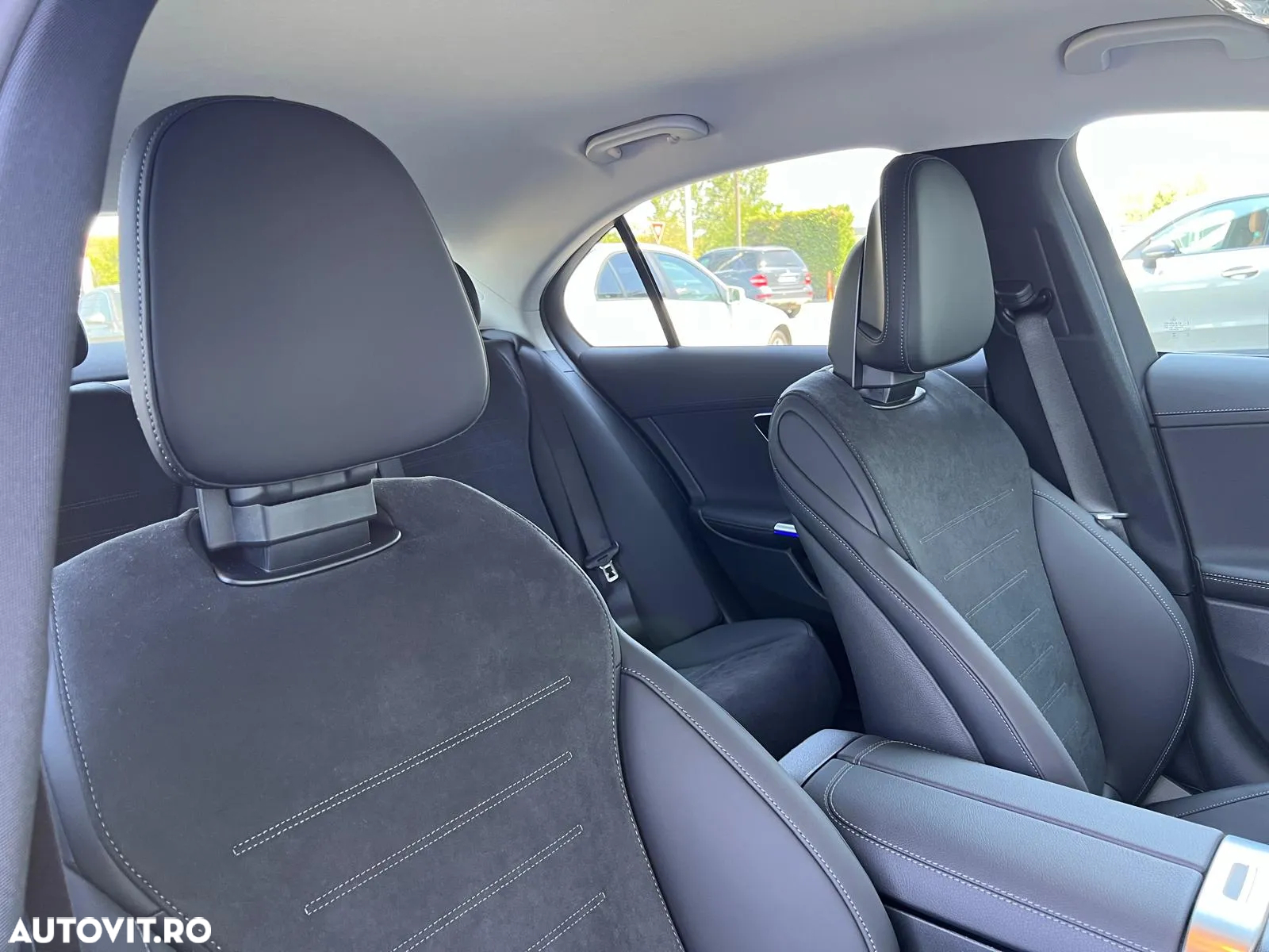 Mercedes-Benz C 300 MHEV 4MATIC - 17