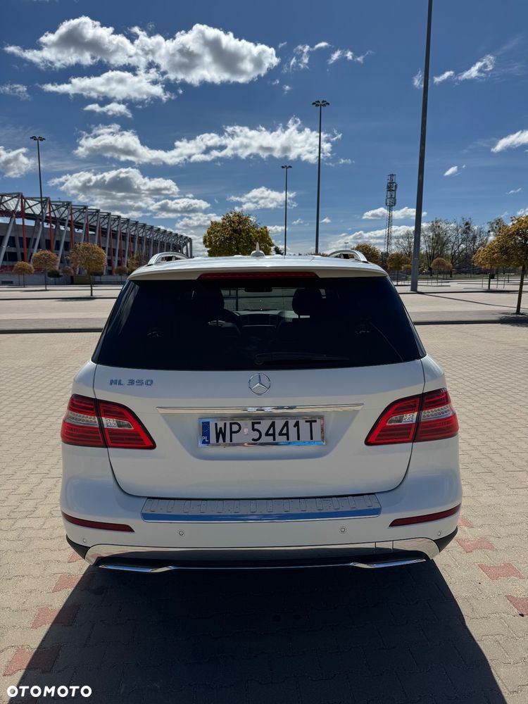 Mercedes-Benz ML 350 4MATIC BlueEFFICIENCY 7G-TRONIC Edition 1 - 4