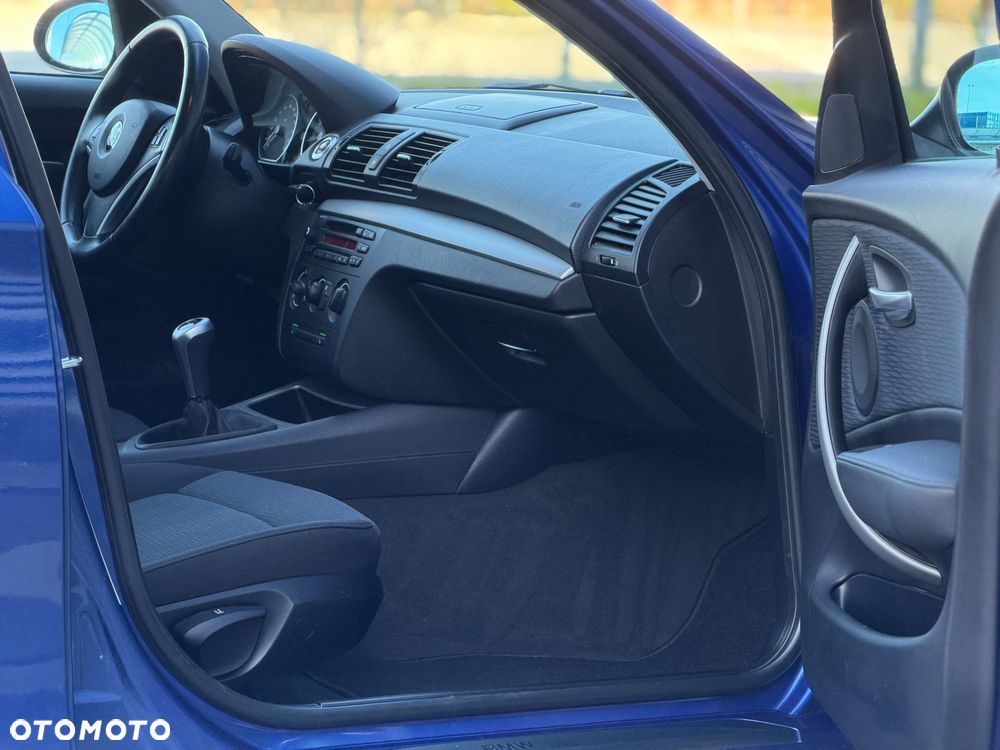BMW Seria 1 116i - 21