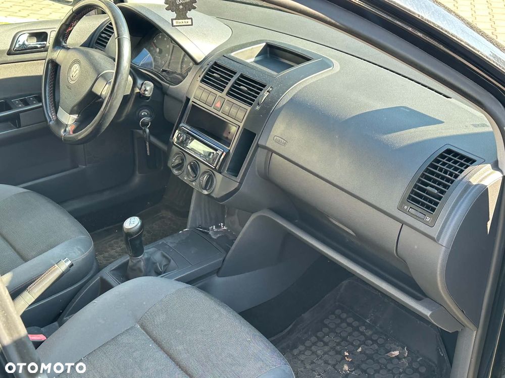 Volkswagen Polo - 6