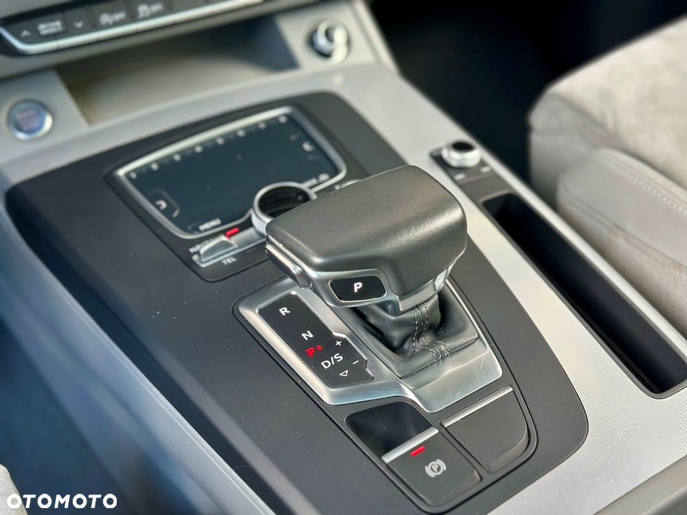 Audi Q5 2.0 TDI Quattro Design S tronic - 18