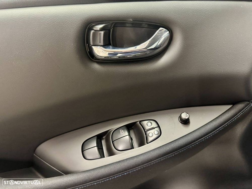 Nissan Leaf N-Connecta - 18