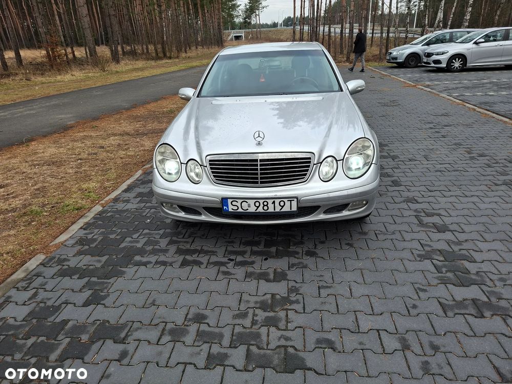 Mercedes-Benz Klasa E 220 CDI Automatik Avantgarde DPF - 17