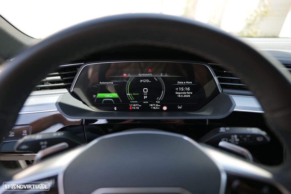 Audi e-tron 55 quattro S line - 14