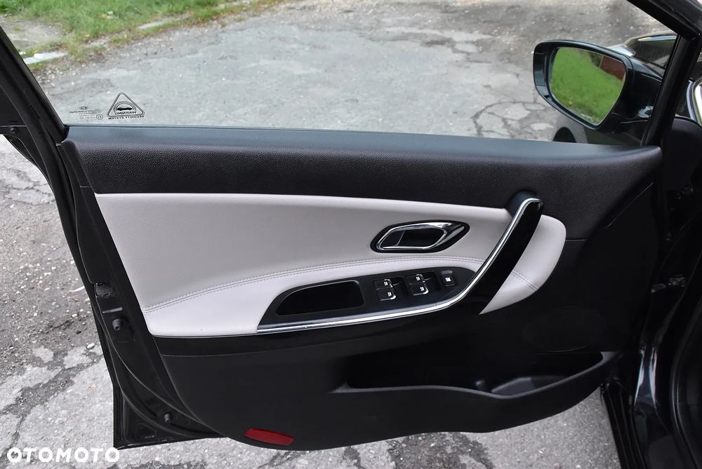Kia Ceed - 22