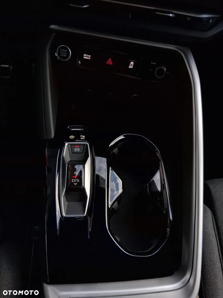 Audi Q5 Sportback - 25